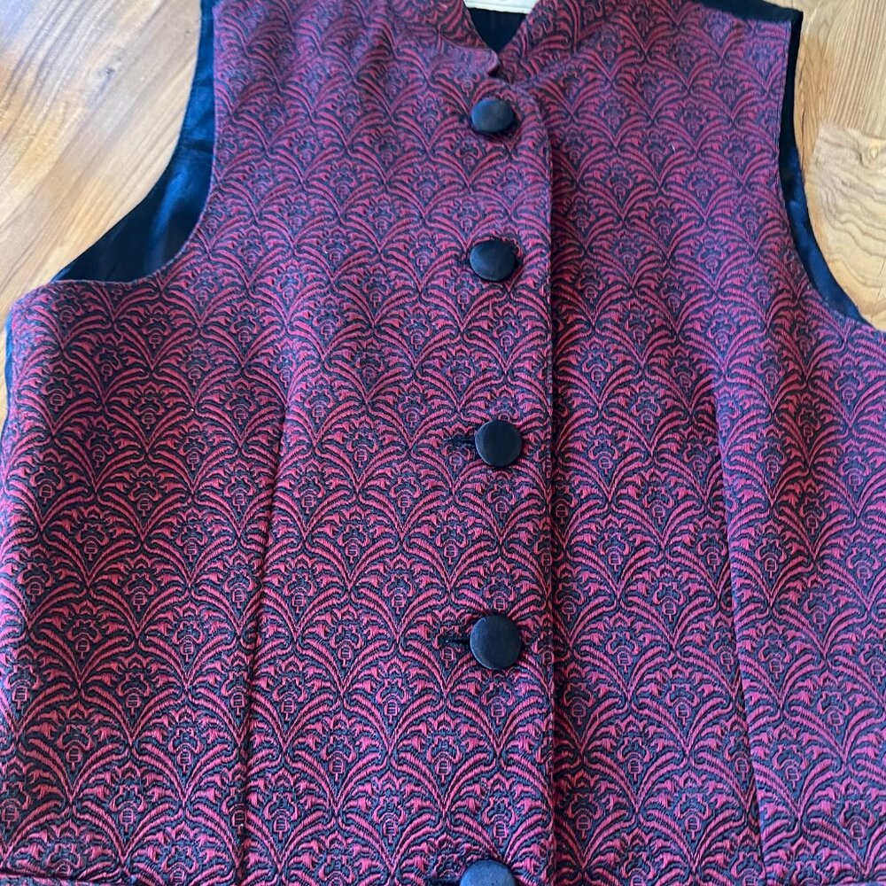Ladies Vest - Picture 2 of 6